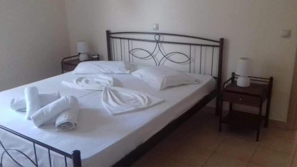 Piccadilly Aparthotel Alykes  Quarto foto